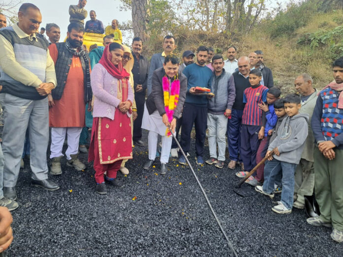 DDC member, Pandit Suresh Sharma starting road projects in Panchayat Kaneri of Block Chowki Choura on Sunday. DDC member, Pandit Suresh Sharma starting road projects in Panchayat Kaneri of Block Chowki Choura on Sunday.