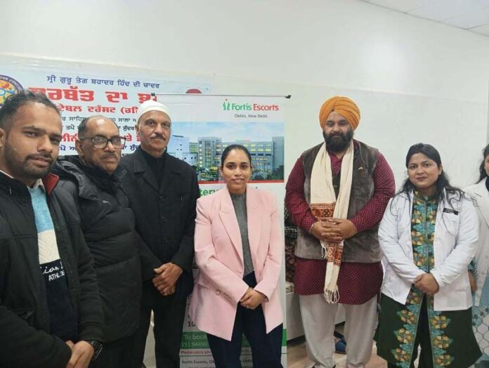 Dr Swati Mahajan and others during a heart check-up camp at Akhnoor.