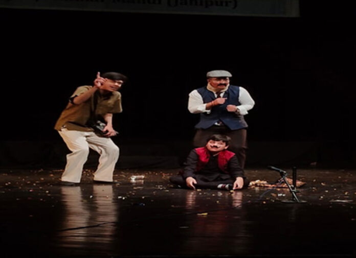 A scene from the play ‘The Pit’ staged in Jammu on Saturday. A scene from the play ‘The Pit’ staged in Jammu on Saturday.