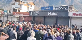 J&K | Hindu Organisations Hold Protest Against Violence Against Hindus In Bangladesh