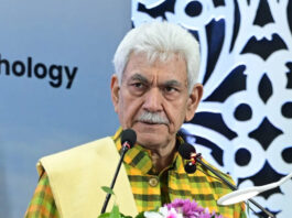 LG Manoj Sinha addressing ‘APCON 2025’ at GMC Jammu onThursday.