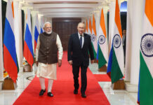 Modi warmly welcomes Putin at Delhi airport, hosts private dinner PM Narendra Modi along with Russian President Valadimir Putin at Lok Kalyan Marg in New Delhi on Thursday.