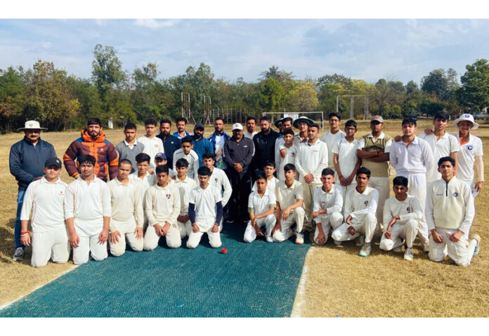 Cricket team posing along with dignitary. Cricket team posing along with dignitary.