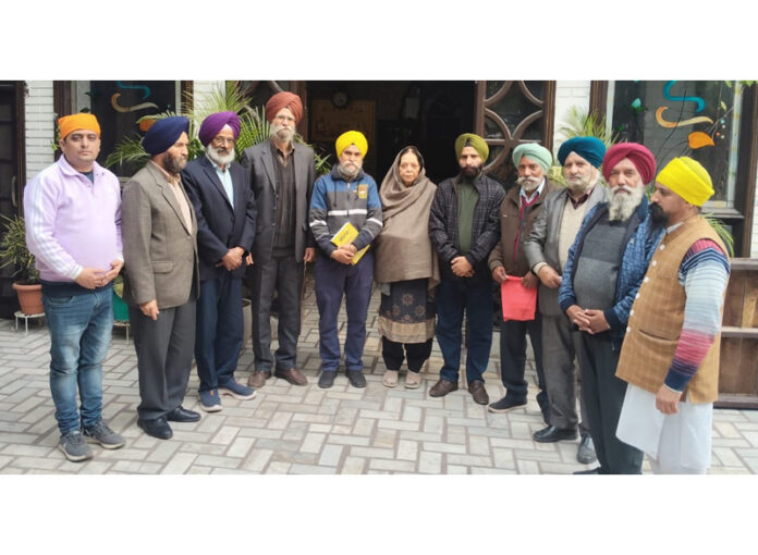 Participants during Kavi Darbar at Dera Baba Banda Bahadur in Reasi.