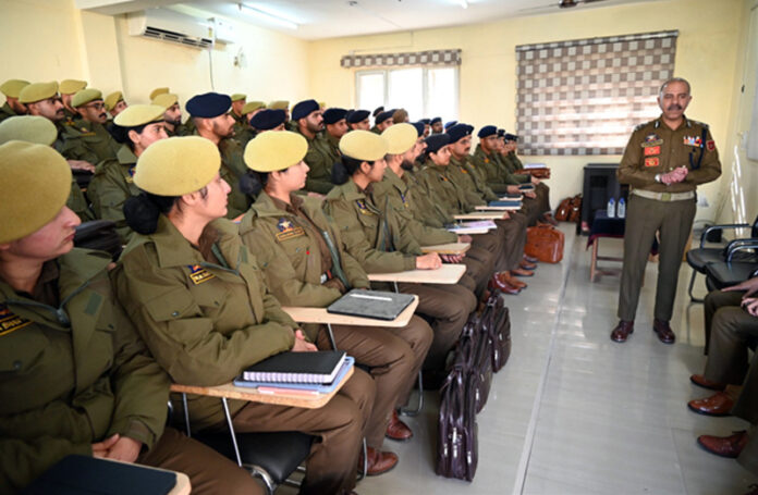 DGP Nalin Prabhat interacting with probationer DySPs and SIs at SKPA Udhampur on Tuesday.