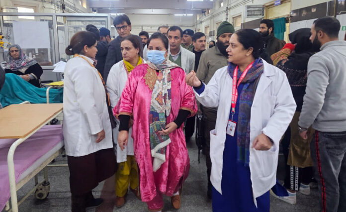 Minister Sakeena Itoo during an inspection of SMHS Hospital at Srinagar. Minister Sakeena Itoo during an inspection of SMHS Hospital at Srinagar.