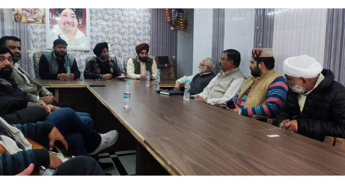 AJKTWA members during a meeting with Jammu Sangharsh Samiti on Wednesday. AJKTWA members during a meeting with Jammu Sangharsh Samiti on Wednesday.