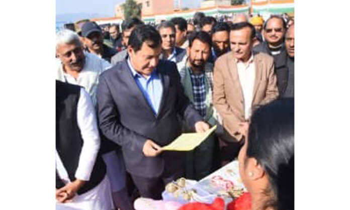 Minister Javid Dar during Kissan Mela at Kathua.