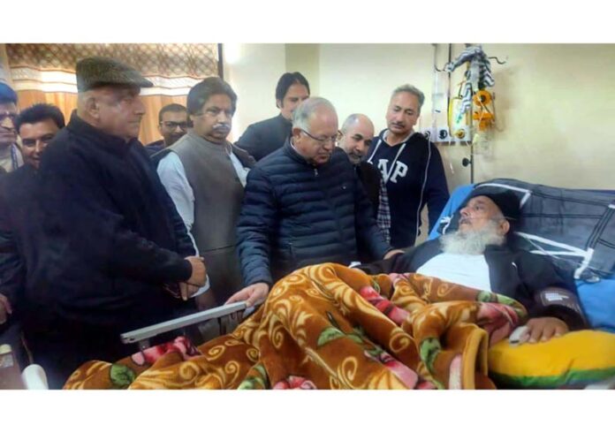 JKPCC chief, TH Karra, working president Raman Bhalla and others during visit to GMC Jammu to inquire about the health of senior party leader, Jehangir Mir.