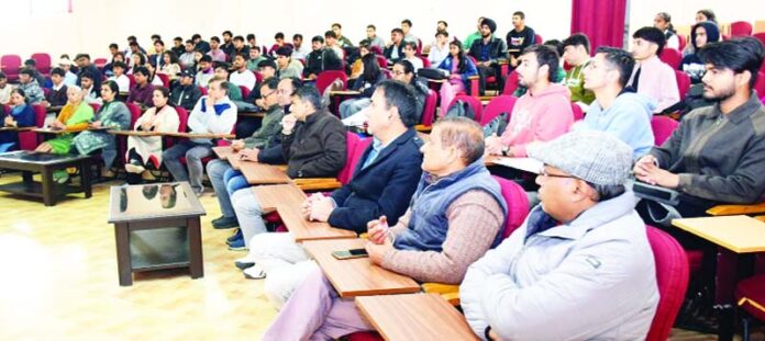 Participants in the workshop on ‘AI-Powered Robotics for Next Generation’ at SMVDU.