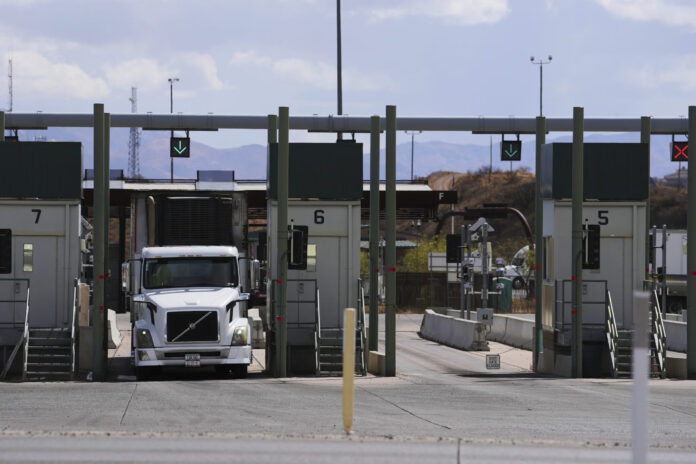 Man wounded after exchanging gunfire with Border Patrol agents near US-Mexico border Man wounded after exchanging gunfire with Border Patrol agents near US-Mexico border
