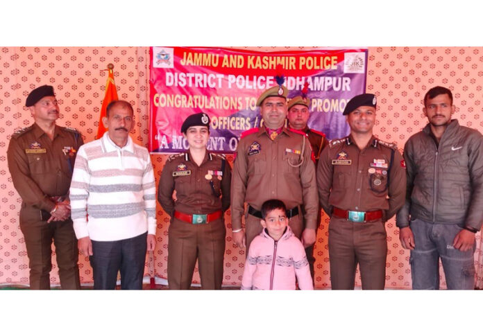 DIG & SSP with newly promoted Selection Grade Constables.