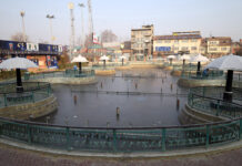 Srinagar shivers under an intense cold wave, with mercury dipping to -5.6 deg C on Saturday. —Excelsior/Shakeel