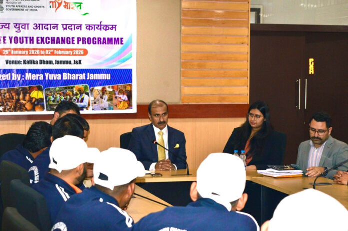 Ranjeet Kalra and other dignitaries during Inter-State Youth Exchange Programme. Ranjeet Kalra and other dignitaries during Inter-State Youth Exchange Programme.