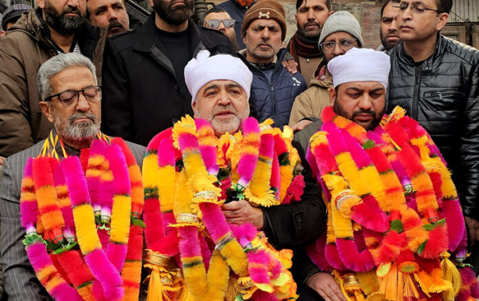Newly elected EJAC leadership during a press conference in Srinagar on Tuesday. —Excelsior/Shakeel