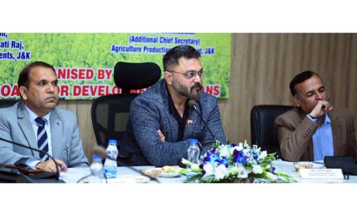 Dignitaries during a day long Kissan Sammelan in Jammu on Friday. Dignitaries during a day long Kissan Sammelan in Jammu on Friday.