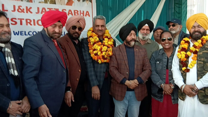 Jatt Sabha leaders during meeting at R S Pura on Sunday. Jatt Sabha leaders during meeting at R S Pura on Sunday.