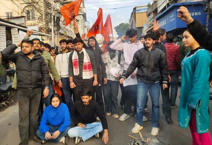 ABVP activists protesting at Jammu on Wednesday. ABVP activists protesting at Jammu on Wednesday.