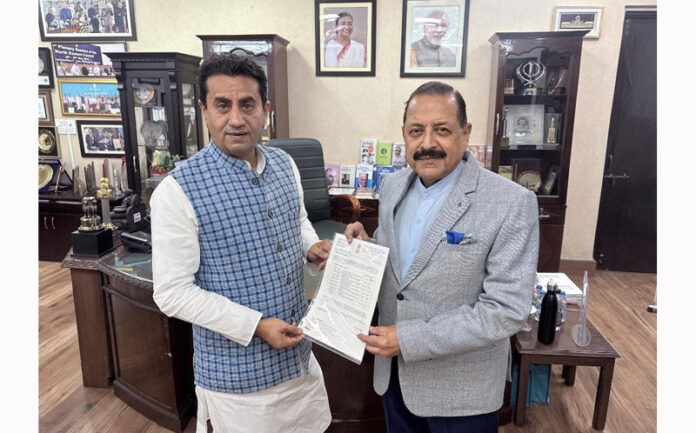 MLA Jasrota, Rajiv Jasrotia handing over a memorandum to Union Minister, Dr Jitendra Singh at New Delhi on Friday.