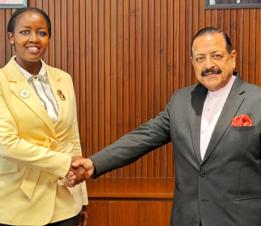Union Minister Dr Jitendra Singh with Paula Ingabire, Minister of ICT & Innovation, Government of Rwanda, on the sidelines of "India AI Impact Summit 2026" at New Delhi.