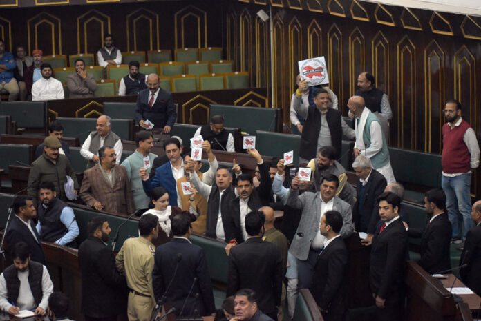 BJP MLAs raising slogans inside the Legislative Assembly. -(Excelsior Rakesh)
