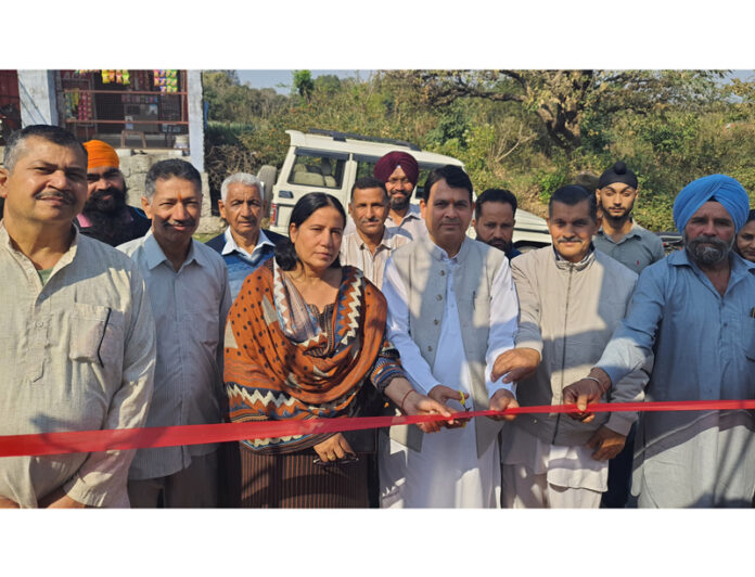 DDC Member, Pandit Suresh Sharma inaugurating 63-kVA power substation in Block Maira Mandrian.