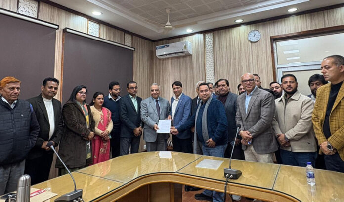 MLA, Mata Vaishno Devi constituency Katra , Baldev Raj Sharma submitting a memorandum to Members of High Level Committee at Katra on Wednesday.