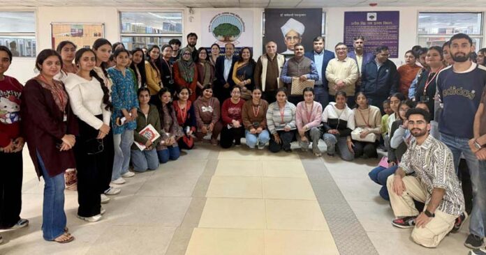 Dignitaries during a TMM on ‘Science and Bharat: Vision with Sustainable Environment’ in Jammu.