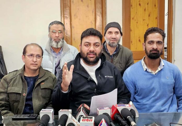 EJAC General Secretary during a press conference in Srinagar on Wednesday. -Excelsior/Shakeel