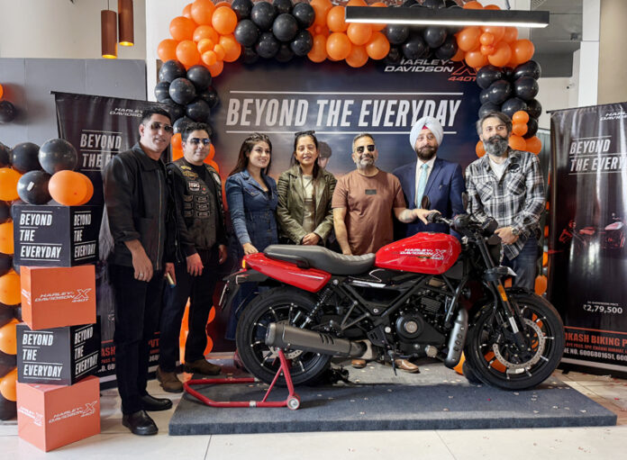 Management of Jamkash Biking during launch of Harley-Davidson X440T at the RIDGES Harley-Davidson showroom in Jammu. Management of Jamkash Biking during launch of Harley-Davidson X440T at the RIDGES Harley-Davidson showroom in Jammu.