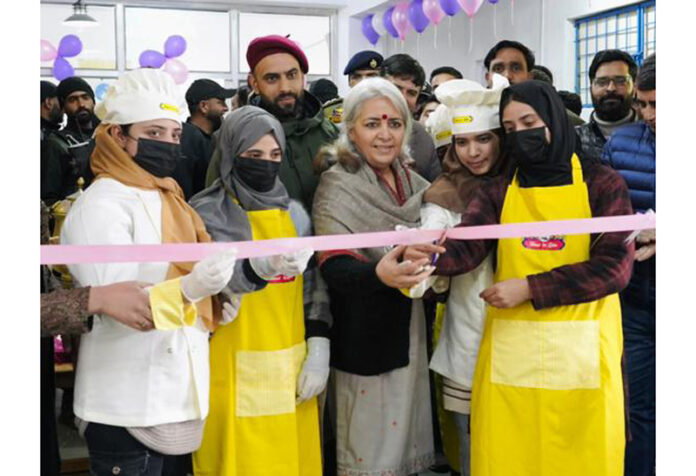DC Bandipora inaugurating 'Umeed Ka Zaika' cafeteria on Monday.