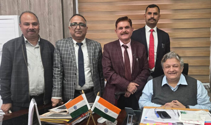 Delegation of JKPSA meeting with Transport Commissioner Vishesh Paul Mahajan.