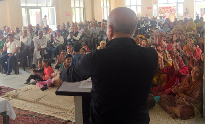 MLA Jammu East, Yudhvir Sethi addressing a function organised in connection with 702nd Prakash Utsav of Sant Shri Gora Ji Maharaj at Jammu on Friday. MLA Jammu East, Yudhvir Sethi addressing a function organised in connection with 702nd Prakash Utsav of Sant Shri Gora Ji Maharaj at Jammu on Friday.