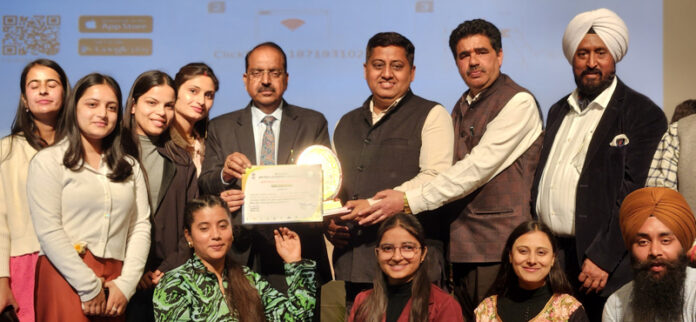 Fruit Science team receiving award and certificate from SKUAST-Jammu Vice Chancellor. Fruit Science team receiving award and certificate from SKUAST-Jammu Vice Chancellor.