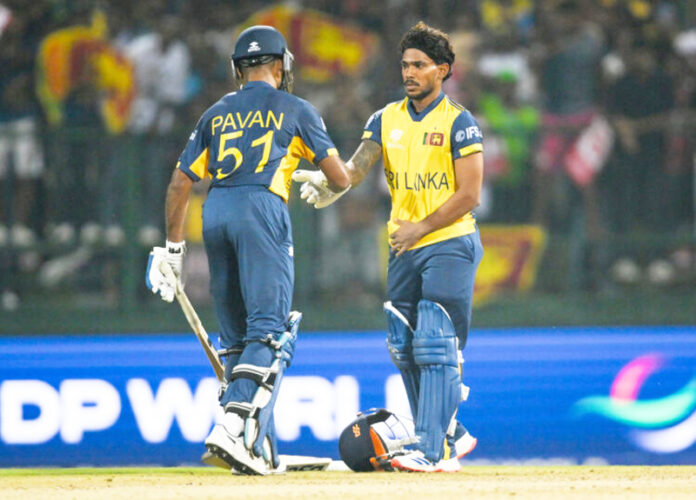 Sri Lanka beat Australia by 8 wickets to enter Super 8s