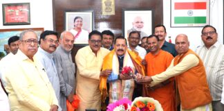 Jitendra Singh Meets Delegation Of Postal Employees, Union Representatives