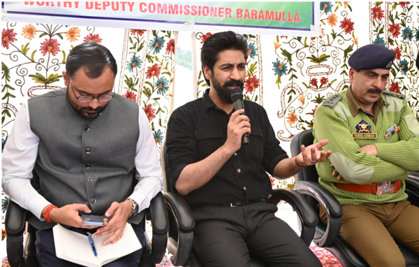DC Baramulla visits Border Sub-divsision Uri; Presides a Block Divas Program at Village Gohallan DC Baramulla visits Border Sub-divsision Uri; Presides a Block Divas Program at Village Gohallan.