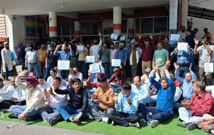 Non-gazetted employees staging protest at GMC Jammu on Tuesday as part of their two-day strike. - Excelsior/Rakesh