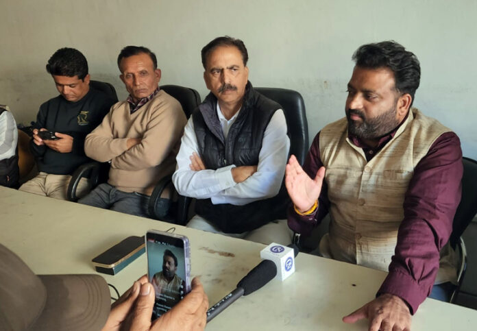 Leaders of JKPCC at a press conference at Kathua on Monday. Leaders of JKPCC at a press conference at Kathua on Monday.