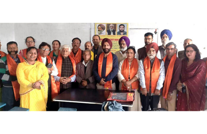 Dignitaries posing for a group photograph during a function in Jammu. Dignitaries posing for a group photograph during a function in Jammu.