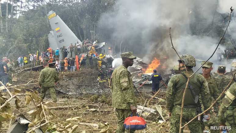 At least 66 killed in  military plane crash in Colombia