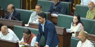 Waheed Para Raises 32% Unemployment Concern, Calls For Filling 30,000 Vacant Posts