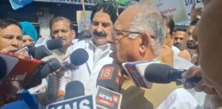 Congress Stages Protest In Jammu, Seeks PM Modi’s Resignation