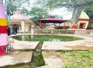 Sacred Water in Ruins The Vulnerable Heritage of Chiryai Muttal Bowlis
