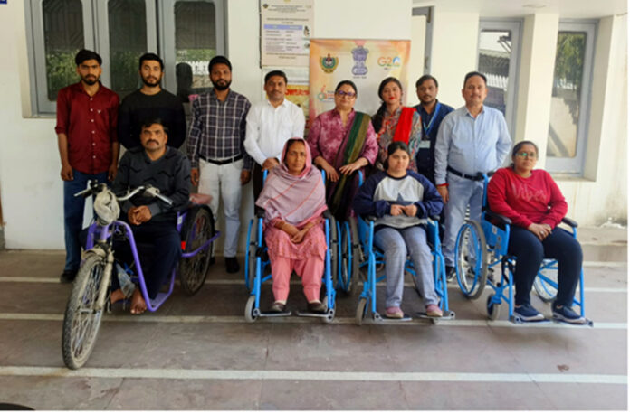 Dr Rohnika Sharma, Director of CRC posing along with others in Jammu.