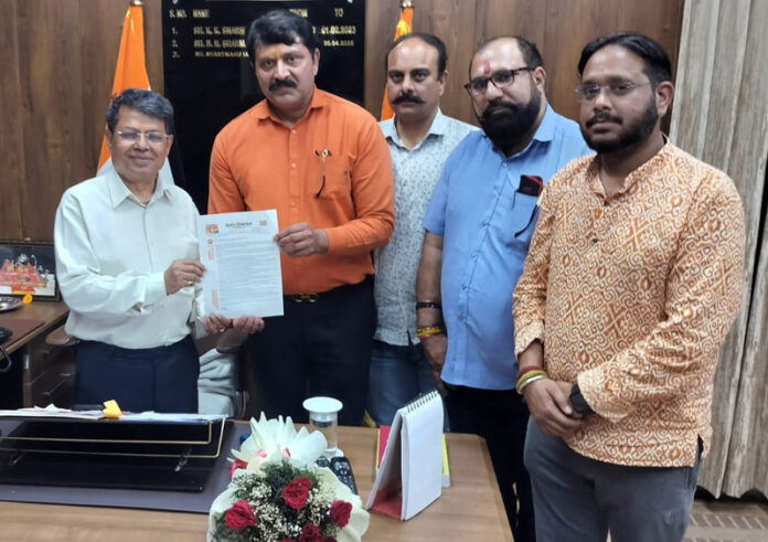 Shiv Sena leaders during their meeting with CEO in Jammu.