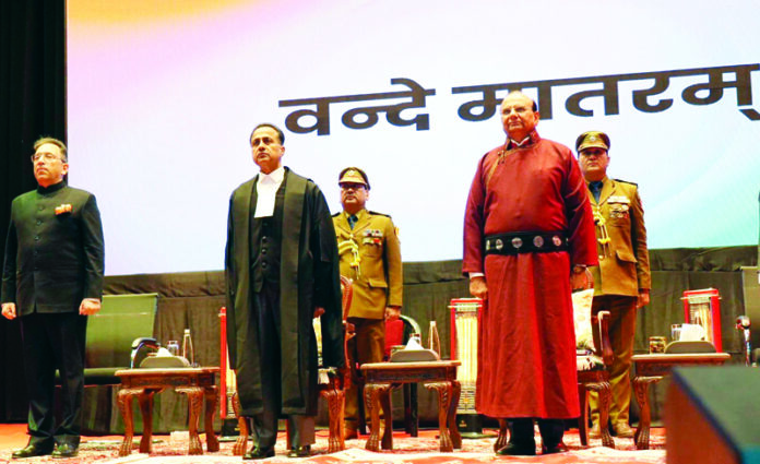 VK Saxena being administered oath of the LG of Ladakh by Chief Justice of J&K and Ladakh Justice Arun Palli at a ceremony in Leh on Friday.