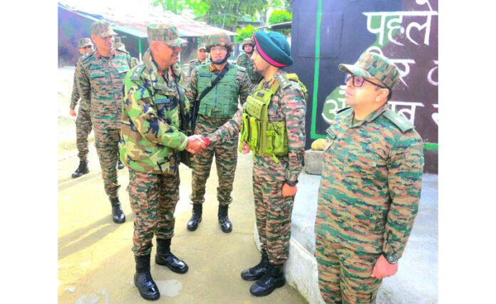 GOC White Knight Corps Lt Gen PK Mishra interacting with troops in Akhnoor on Tuesday.