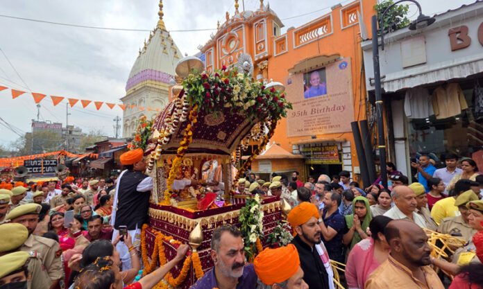 Shobha Yatra being taken out from Raghunath Mandir on Ram Navami on Thursday. -Excelsior/Rakesh