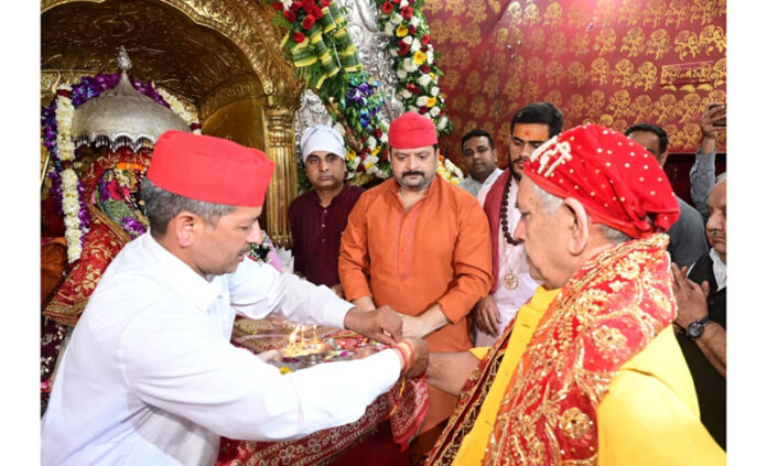 Lieutenant Governor Manoj Sinha paying obeisance at the holy Bawe Wali Mata Temple on Thursday.